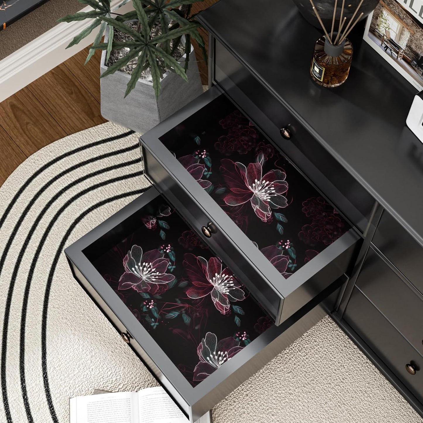HENNOR - Vintage Dark Floral Peel and Stick Wallpaper