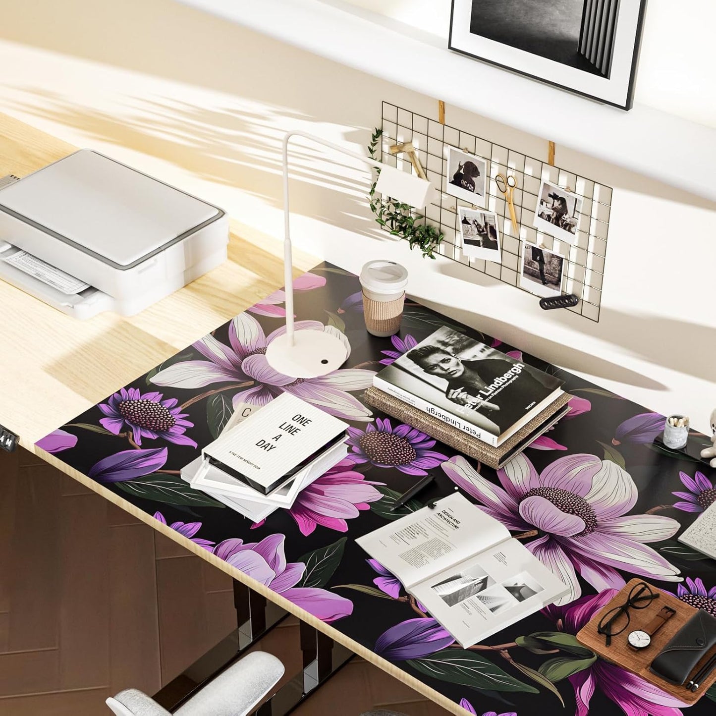 HENNOR - Vintage Purple Floral Peel and Stick Wallpaper